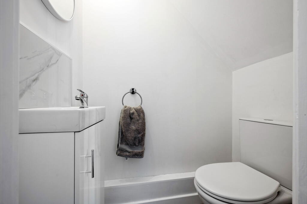 Additional image 12 of 74 Station Road, Wythall