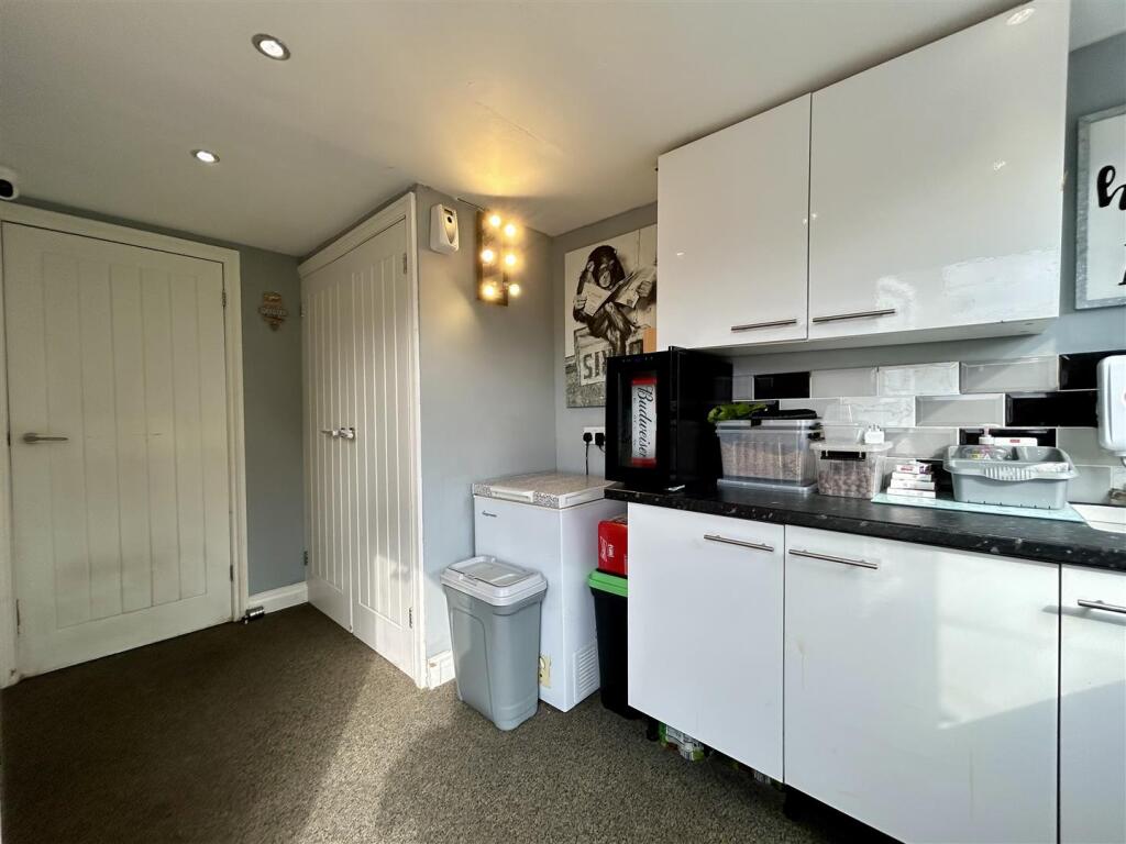 Additional image 12 of Muirfield Crescent, Tividale, Oldbury