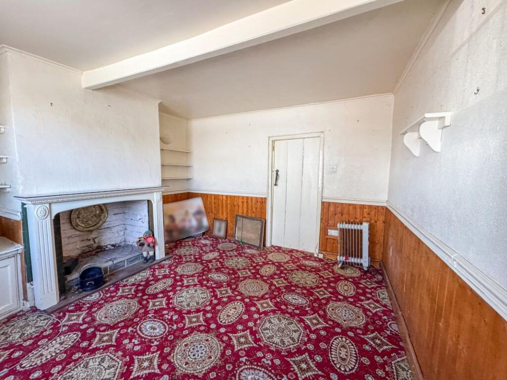 Additional image 2 of 46 Hanbury Road, Stoke Heath, Bromsgrove, Worcestershire, B60 4LU