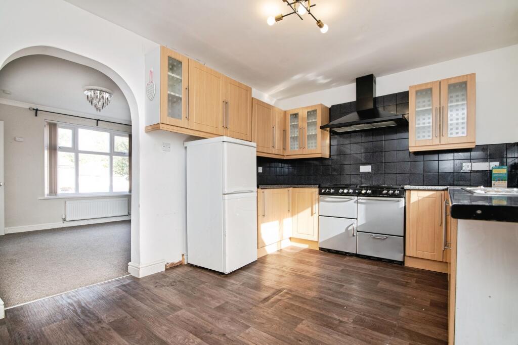 Additional image 11 of Alexander Road, Smethwick, B67