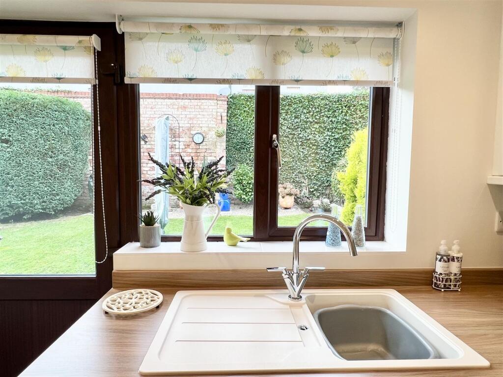 Additional image 8 of Linden Glade, Stourbridge Road, Halesowen