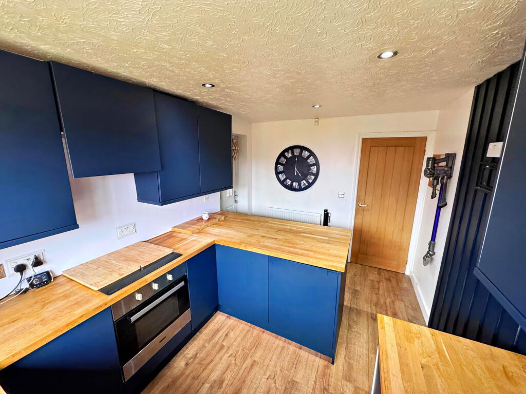 Additional image 6 of Beautifully presented three bedroom detached property - Mallen Drive, B69