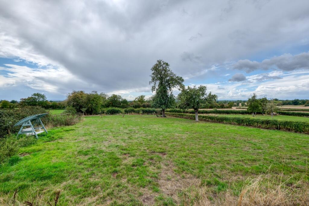 Additional image 19 of School Road, Hanbury, B60