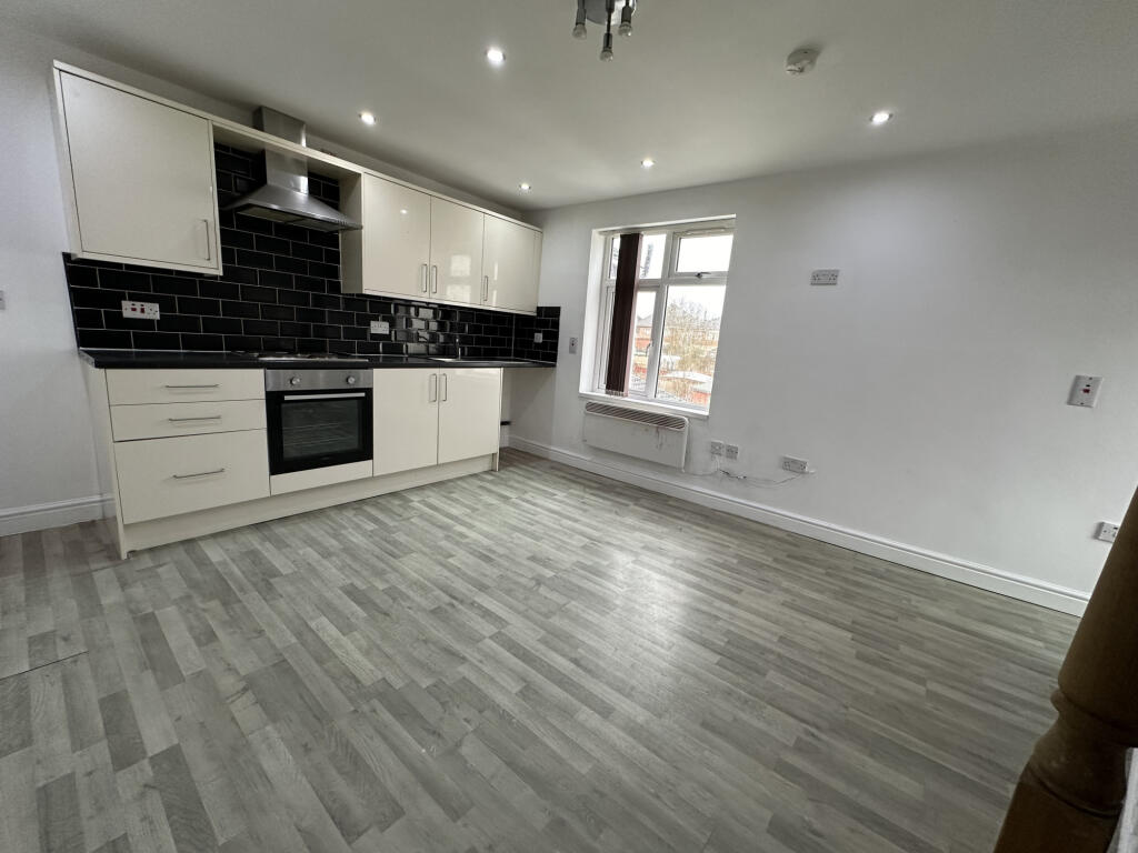 Additional image 3 of Vernon Road, Oldbury, West Midlands, B68