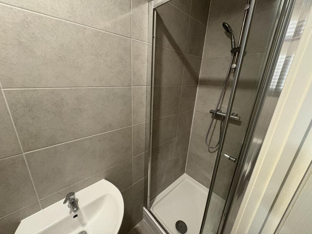 Additional image 4 of Bearwood Road, Bearwood Parade