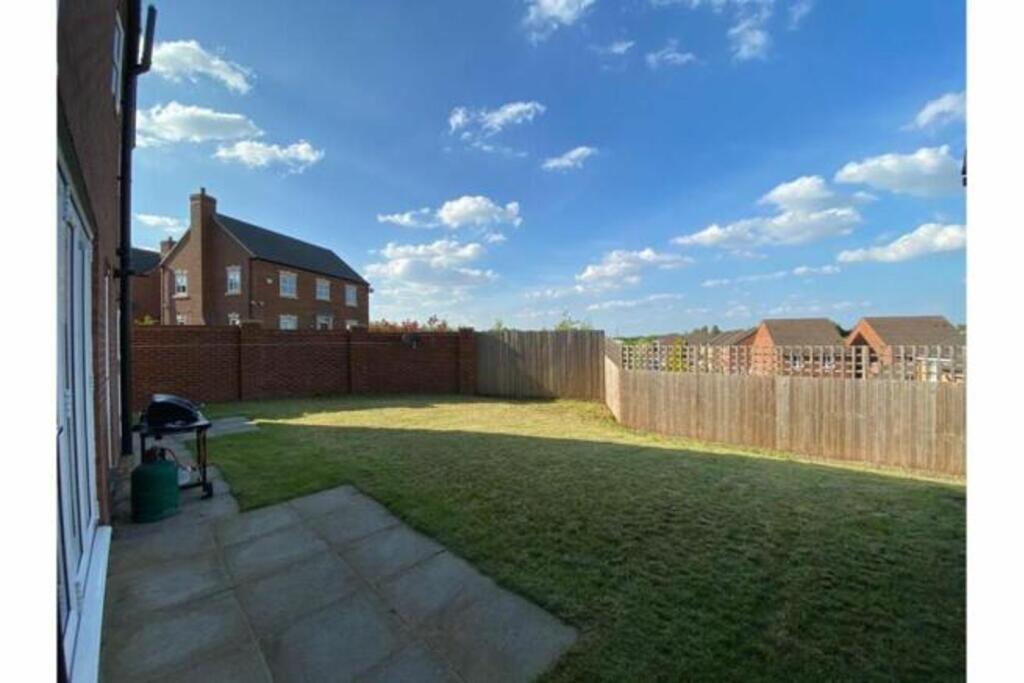 Additional image 13 of Bhullar Way, Oldbury, B69