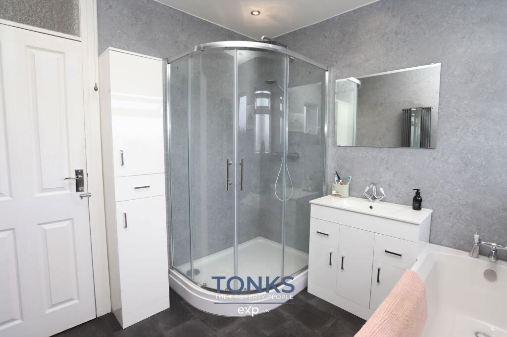 Additional image 20 of Cherry Orchard Avenue, Halesowen, B63 3RY