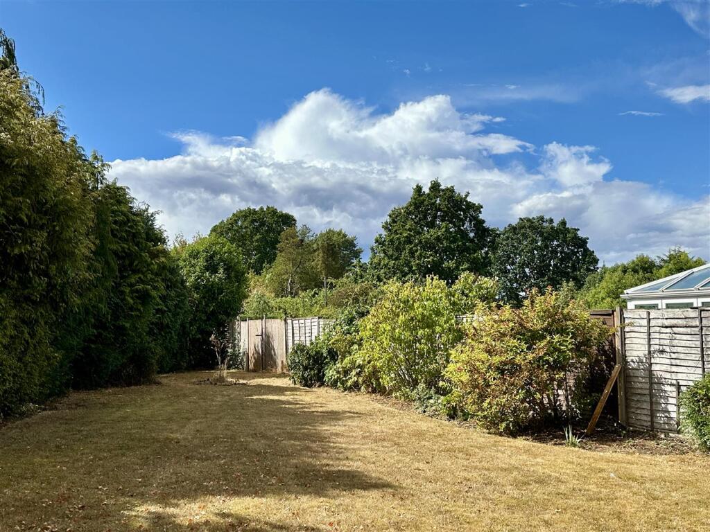 Additional image 8 of Poplar Close, Oversley Green, Alcester