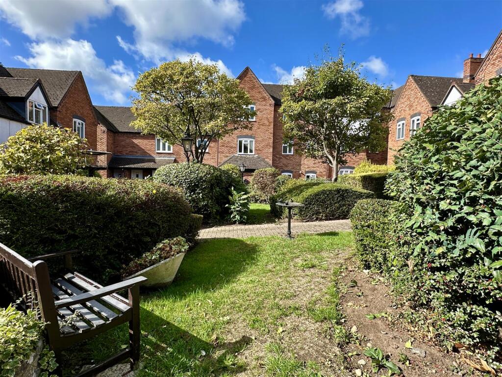 Additional image 24 of Gas House Lane, Alcester