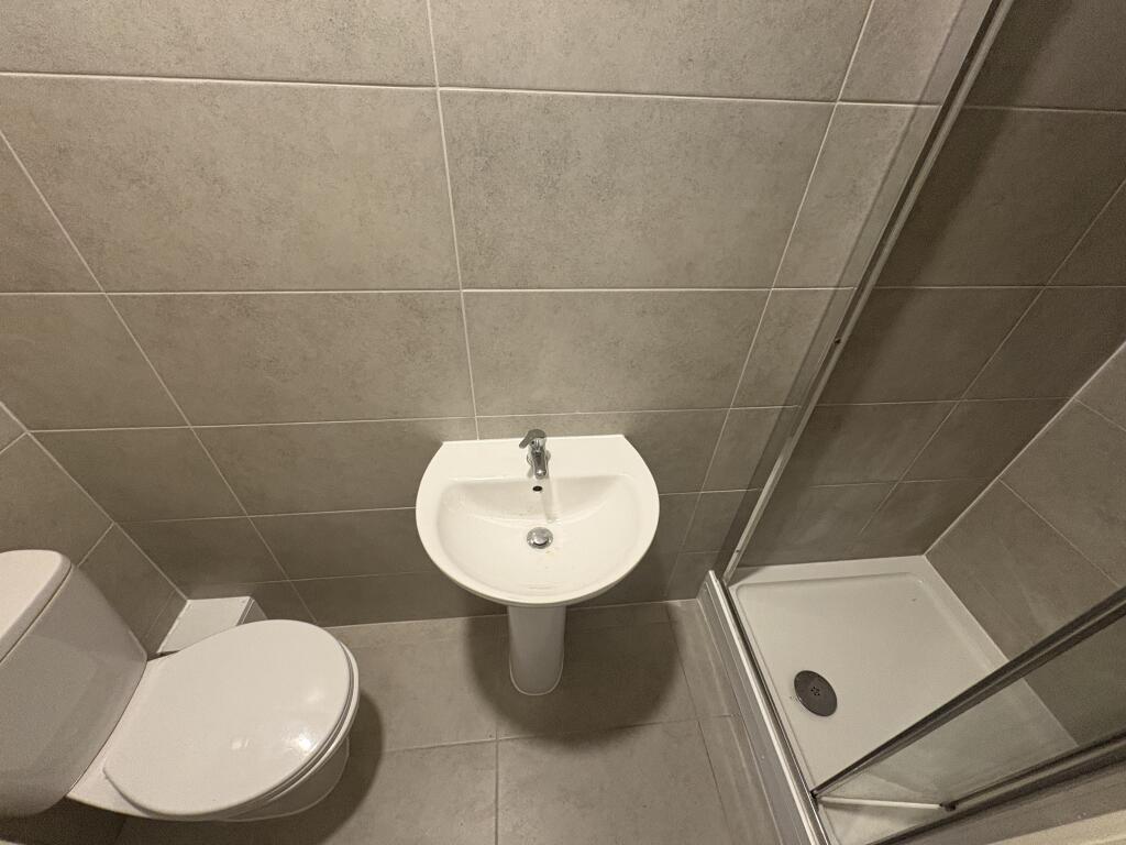 Additional image 5 of Bearwood Road, Bearwood Parade