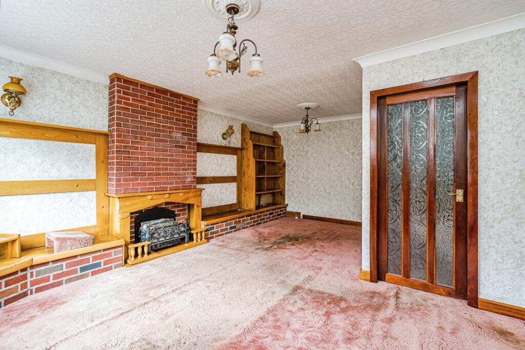 Additional image 4 of Hunnington Crescent, Halesowen, West Midlands, B63