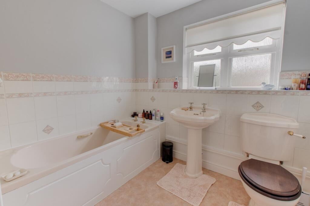 Additional image 21 of Whitford Gardens, Bromsgrove, Worcestershire, B61