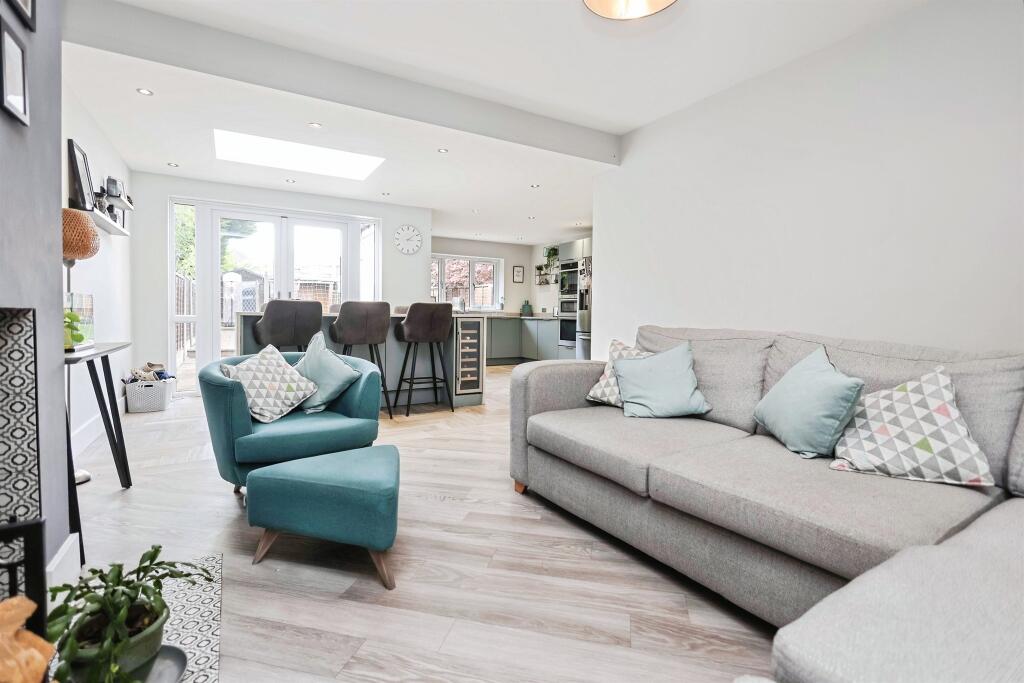 Additional image 18 of Astley Crescent, HALESOWEN