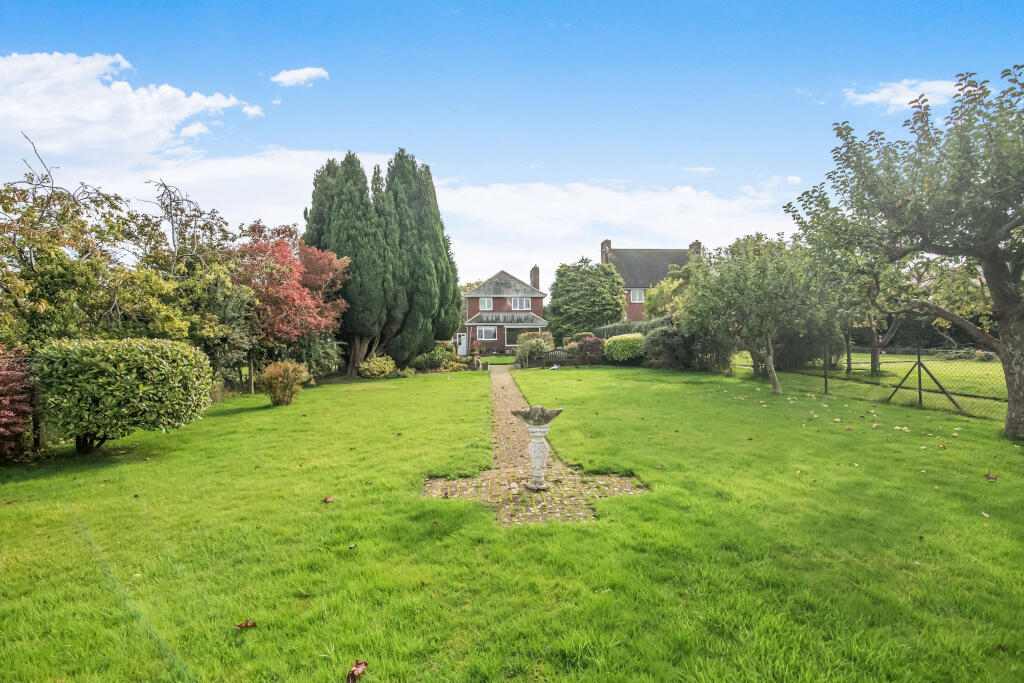 Additional image 26 of Bromsgrove Road, Halesowen, B62