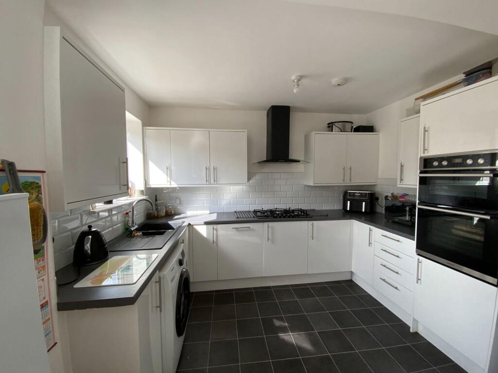 Additional image 4 of HALESOWEN, Huntingtree Road