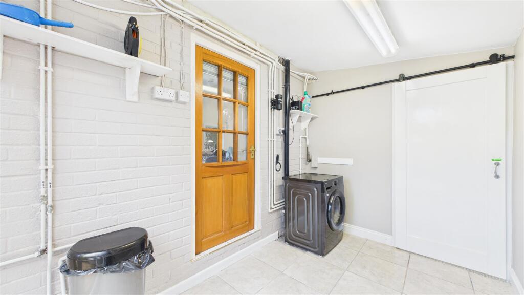 Additional image 10 of Brookwillow Road, Halesowen