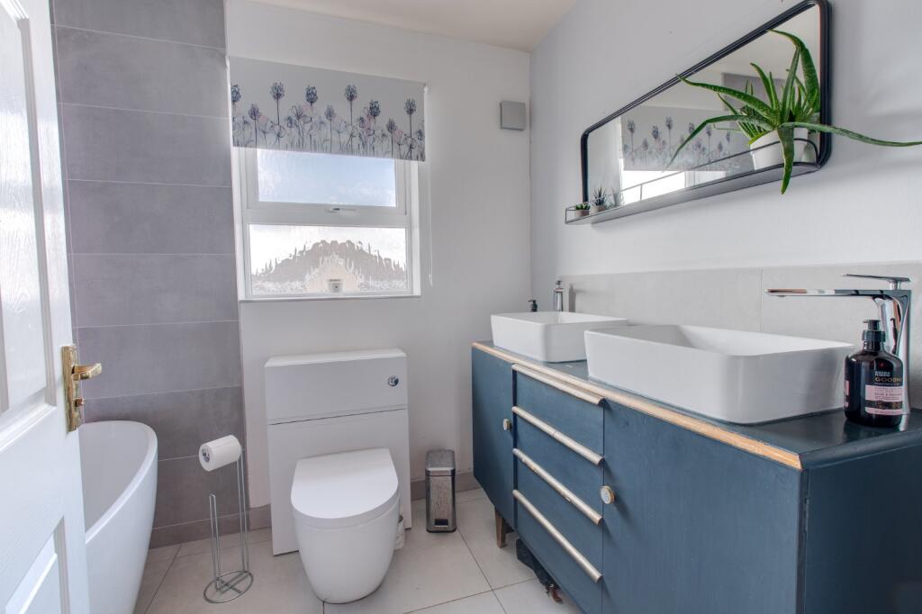 Additional image 21 of Royal Worcester Crescent, Bromsgrove, Worcestershire, B60