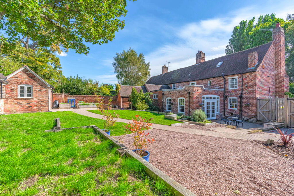 Additional image 27 of Willow Road, Bromsgrove