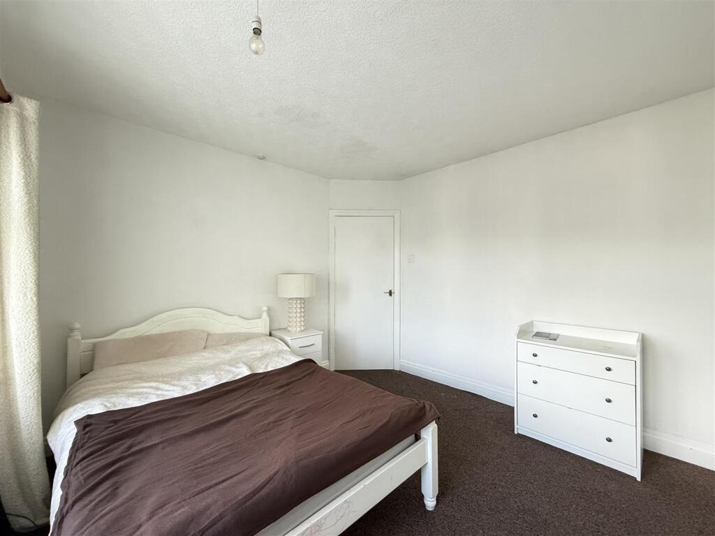 Additional image 11 of High Haden Crescent, Cradley Heath