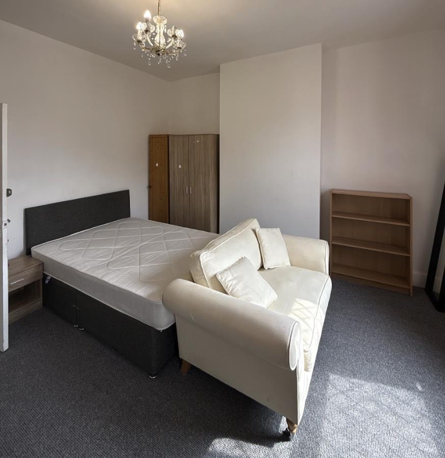 Additional image 18 of Bevington Road, Birmingham