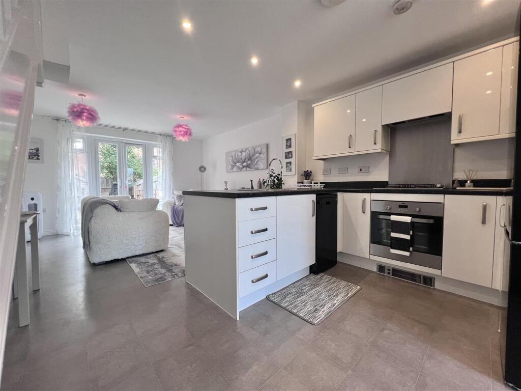 Additional image 7 of Oak Place, Bidford-On-Avon, Alcester