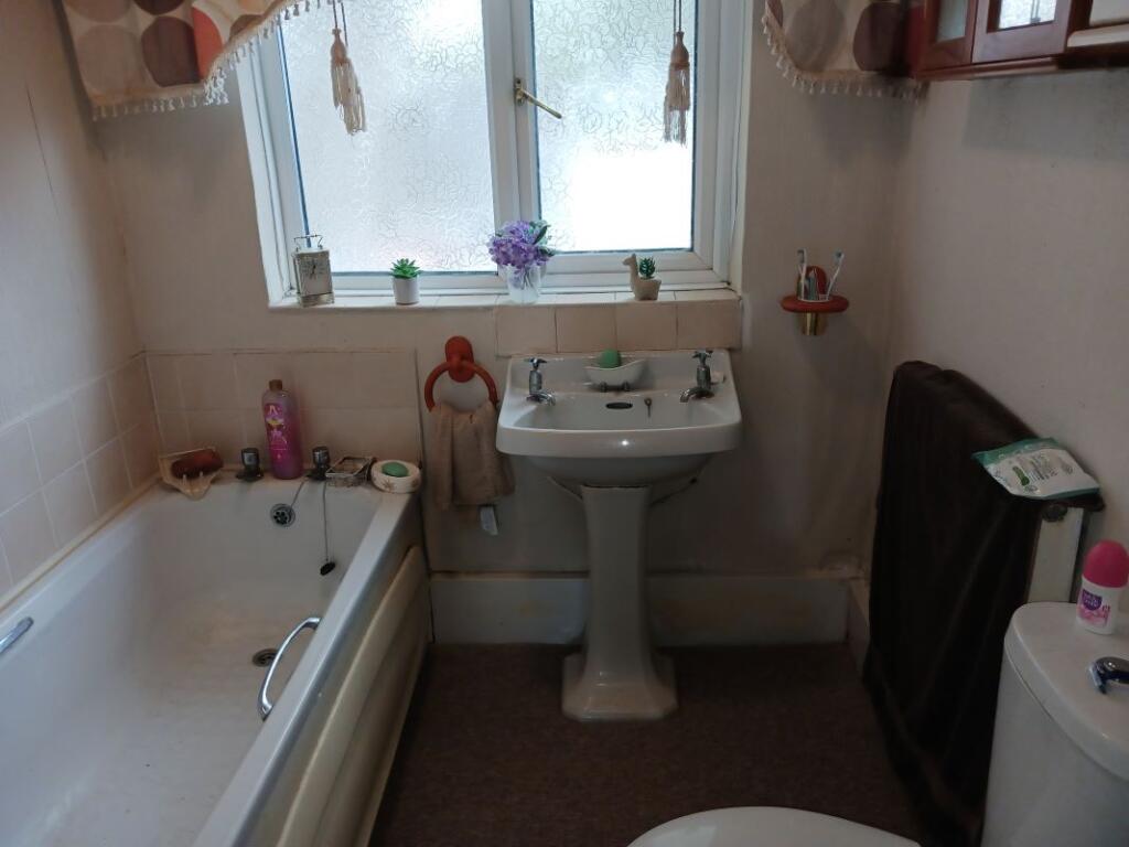 Additional image 20 of 141 Salop Road, Oldbury, West Midlands, B68 9PT