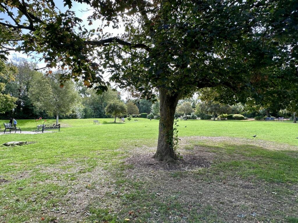 Additional image 28 of Gas House Lane, Alcester