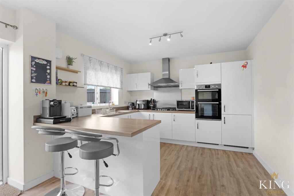 Additional image 5 of Damson Way, Bidford-On-Avon, Alcester