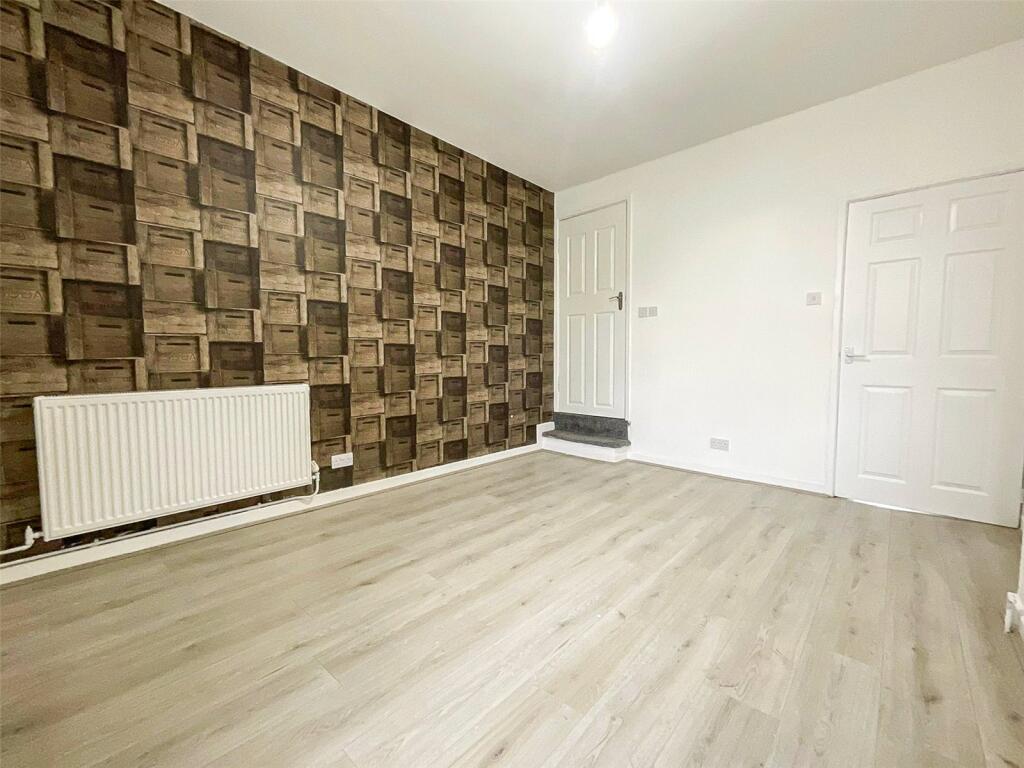 Additional image 18 of Vicarage Road, Halesowen, West Midlands, B62