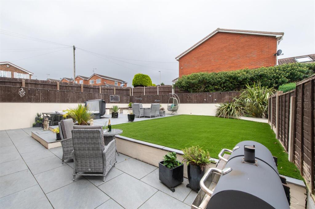 Additional image 31 of County Park Avenue, Halesowen