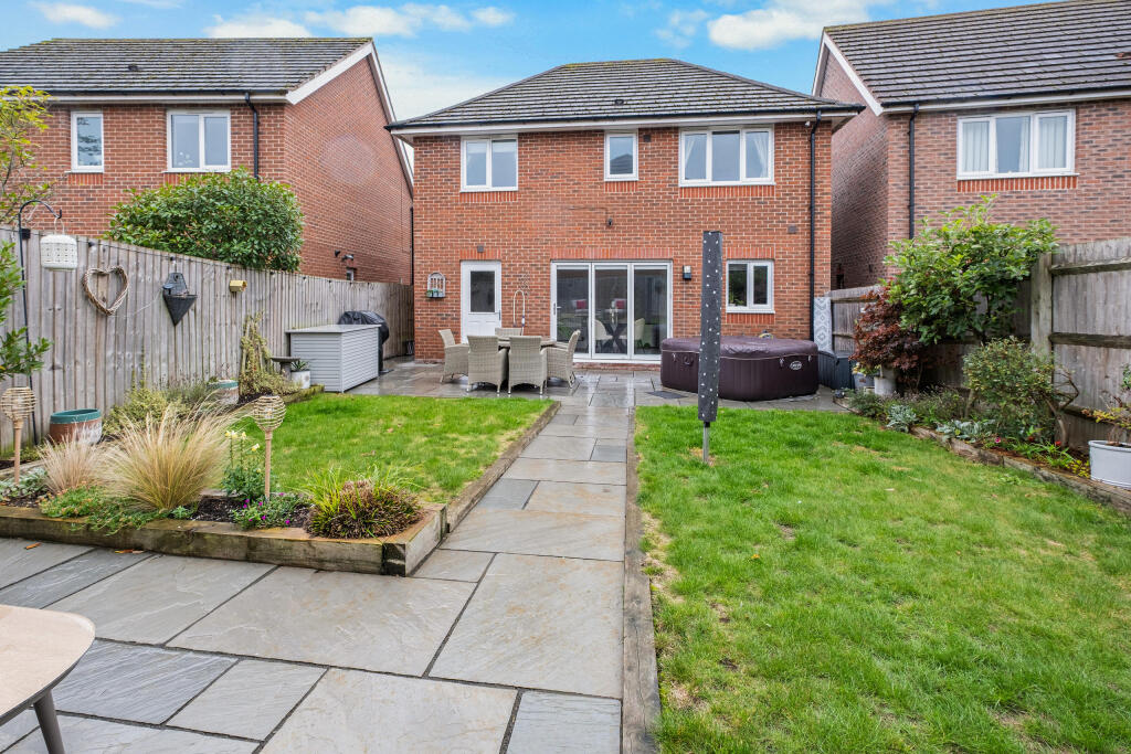 Additional image 24 of Sidings Close, Bromsgrove B60 3SG