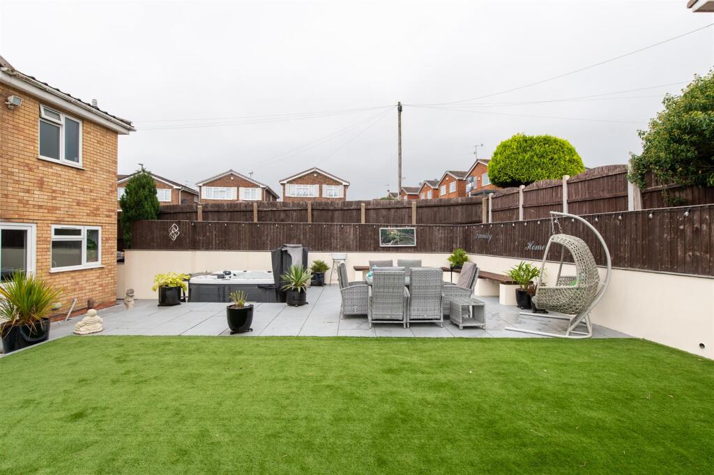 Additional image 24 of County Park Avenue, Halesowen