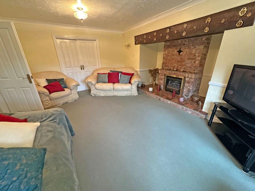 Additional image 23 of Houndsfield Lane, Wythall, B47 6LX