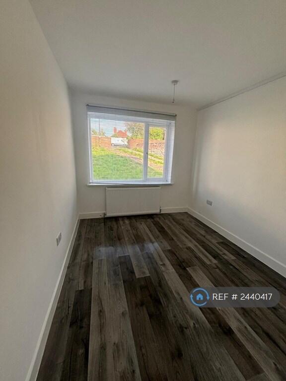 Additional image 7 of Grange Crescent, Halesowen, B63