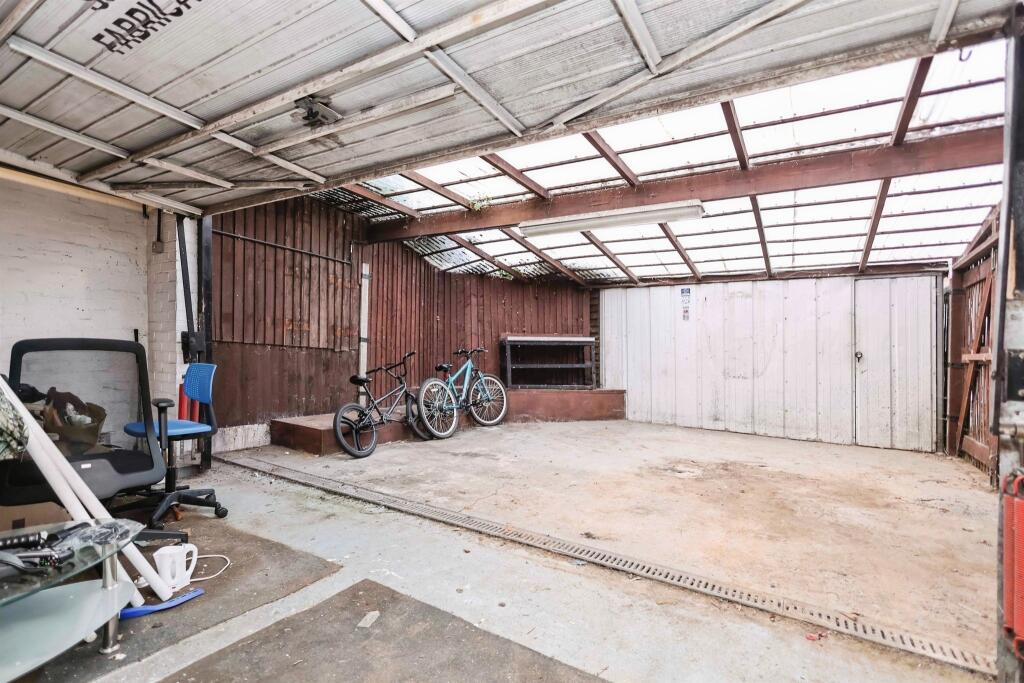 Additional image 8 of Astley Crescent, HALESOWEN