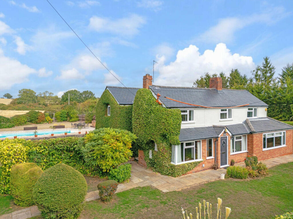 Property image for Droitwich Road Hanbury Bromsgrove, Worcestershire, B60 4DD