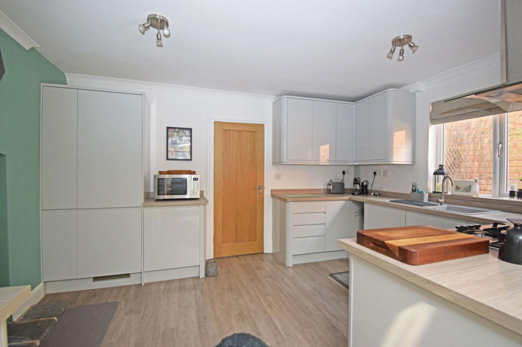 Additional image 19 of 18 Stourbridge Road, Fairfield, Worcestershire, B61 9LS