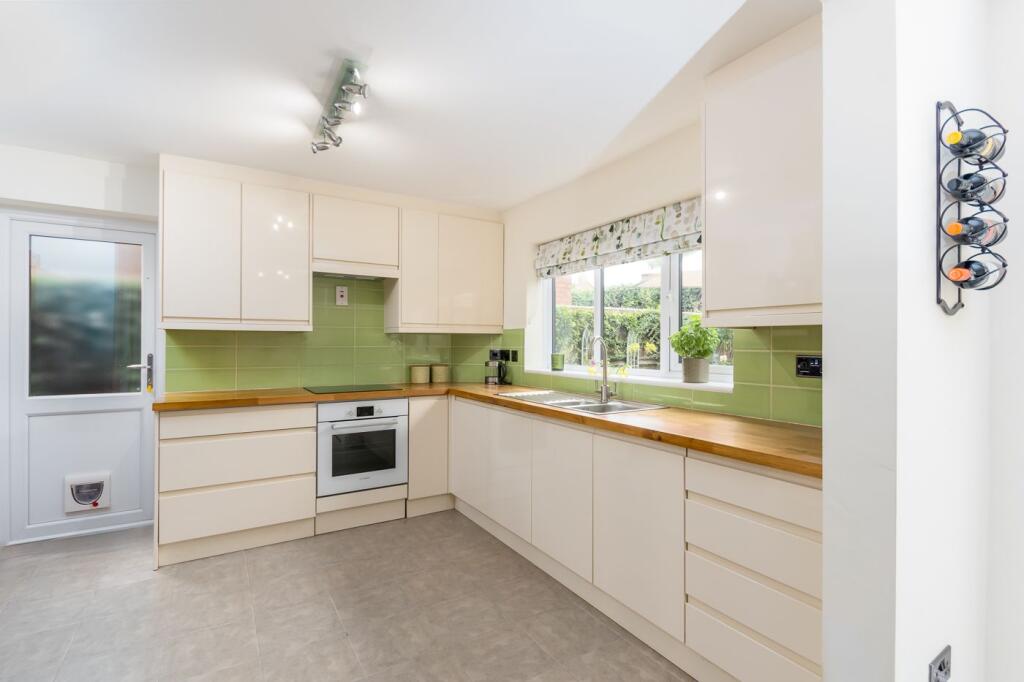 Additional image 3 of Harbour Close, Bidford-on-Avon B50 4EW