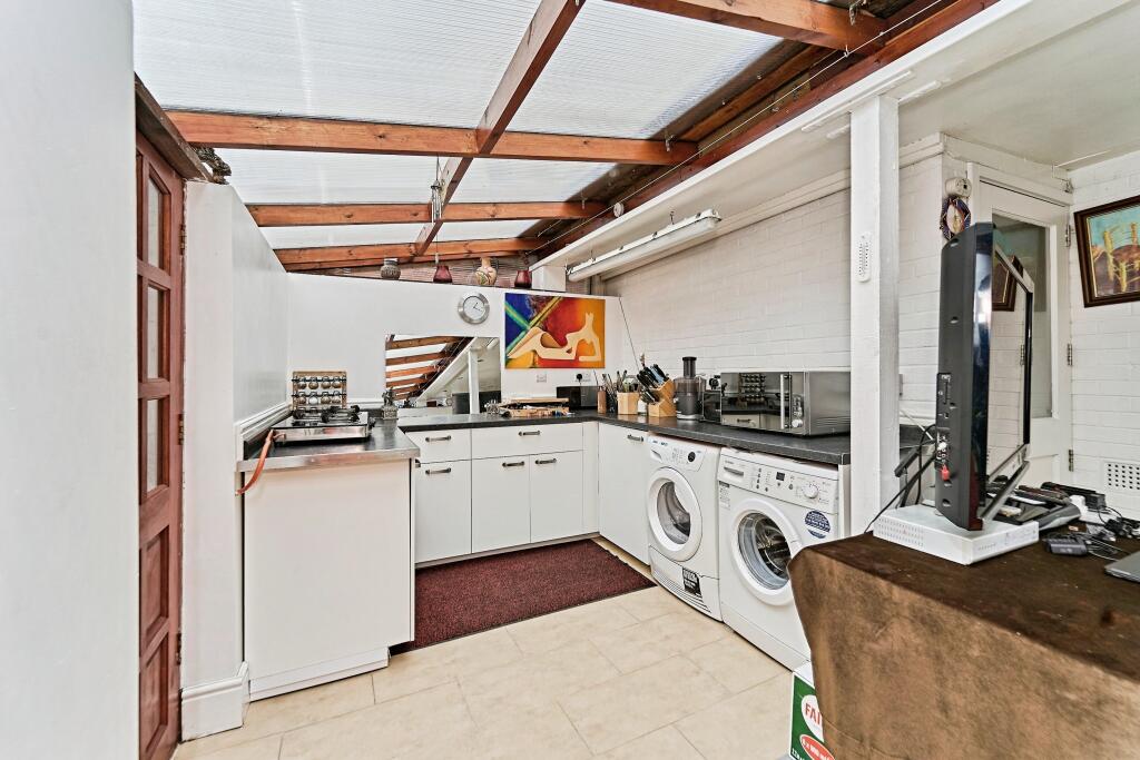 Additional image 12 of Offini Close, West Bromwich, B70
