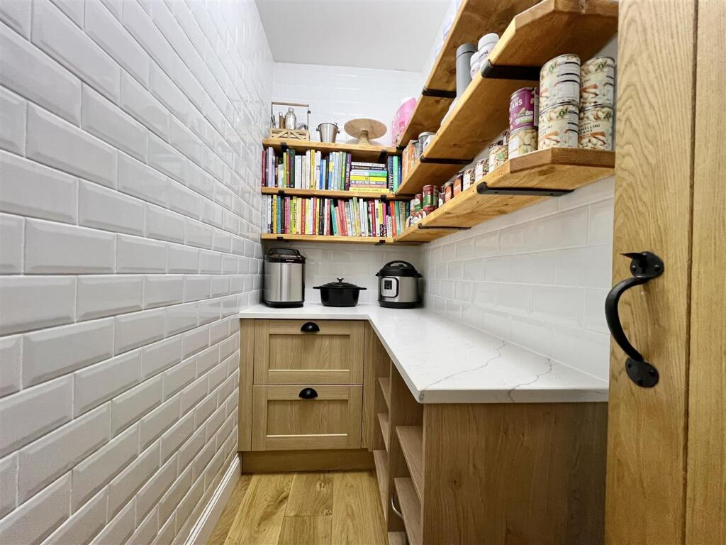 Additional image 8 of St Kenelms Road, Romsley, Halesowen