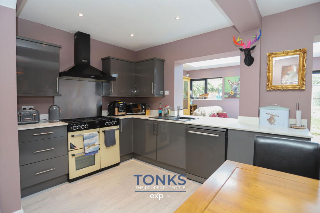 Additional image 5 of Cherry Orchard Avenue, Halesowen, B63 3RY