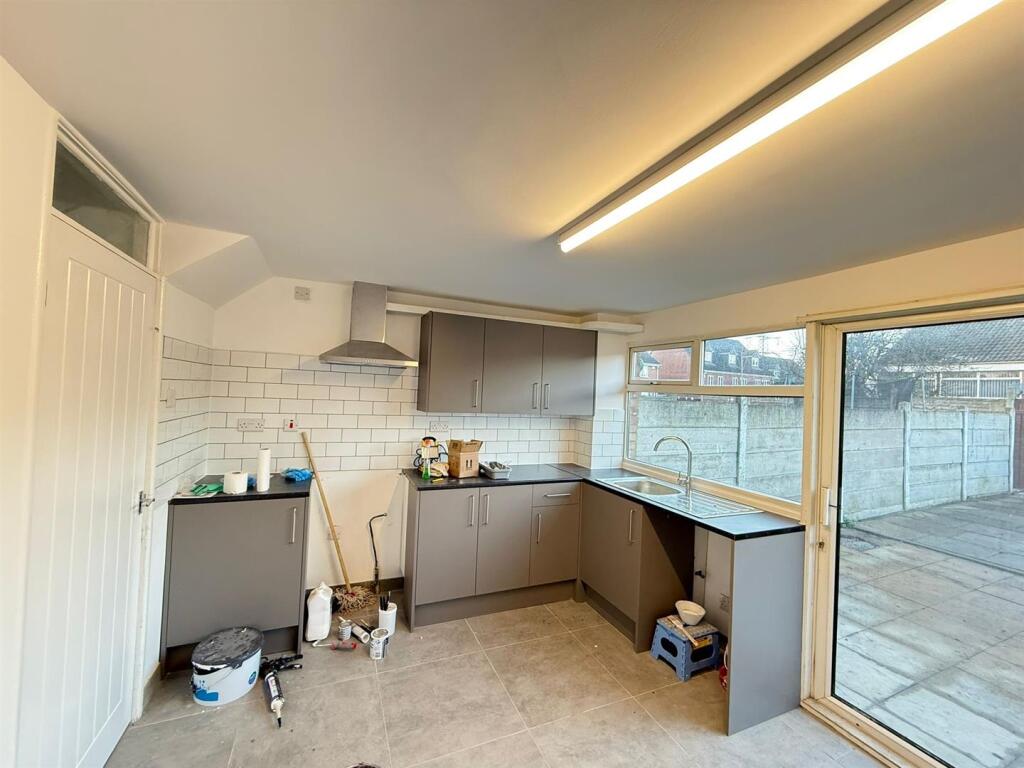 Additional image 5 of Open To Company Let: Ardav Road, West Bromwich