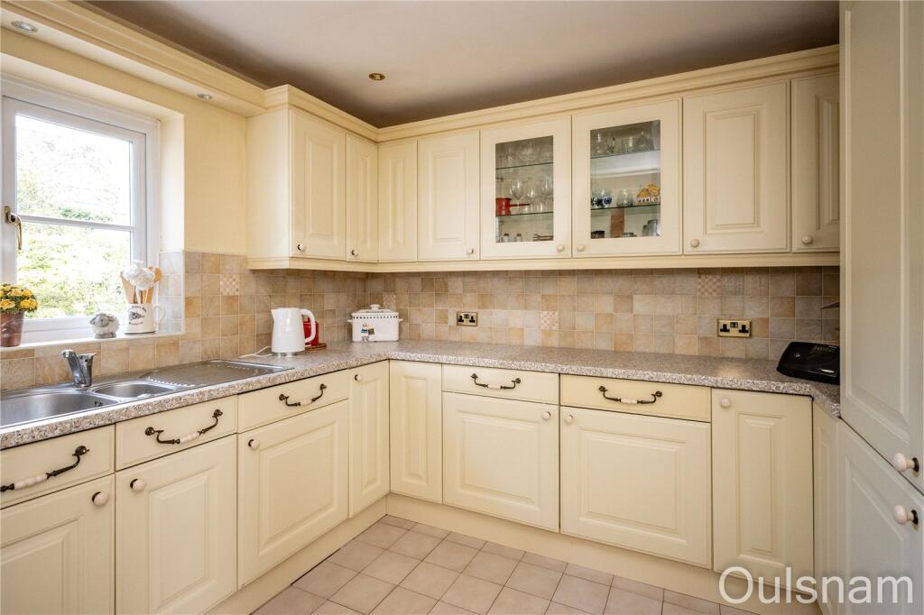 Additional image 6 of Churchfields Gardens, Bromsgrove, Worcestershire, B61