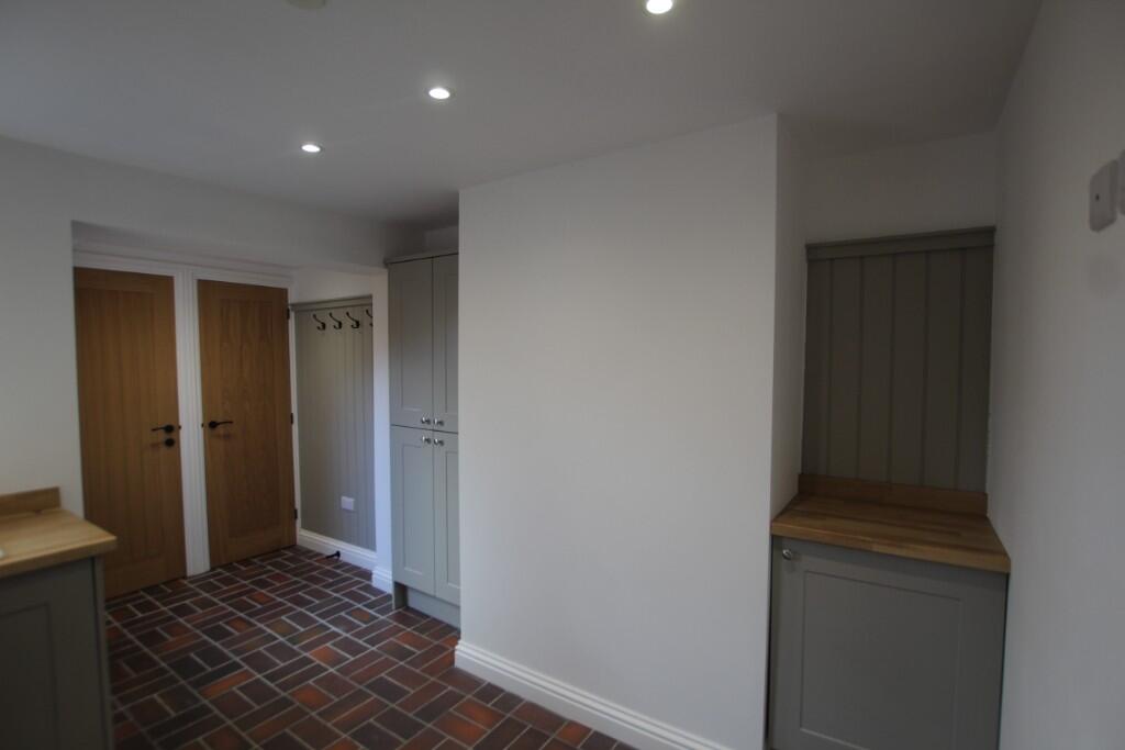 Additional image 20 of Hollyland, Shustoke B46