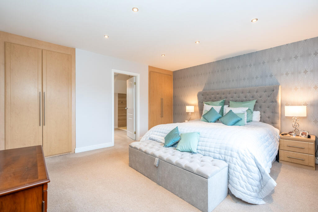 Additional image 20 of Dark Lane, Stoke Heath, Bromsgrove