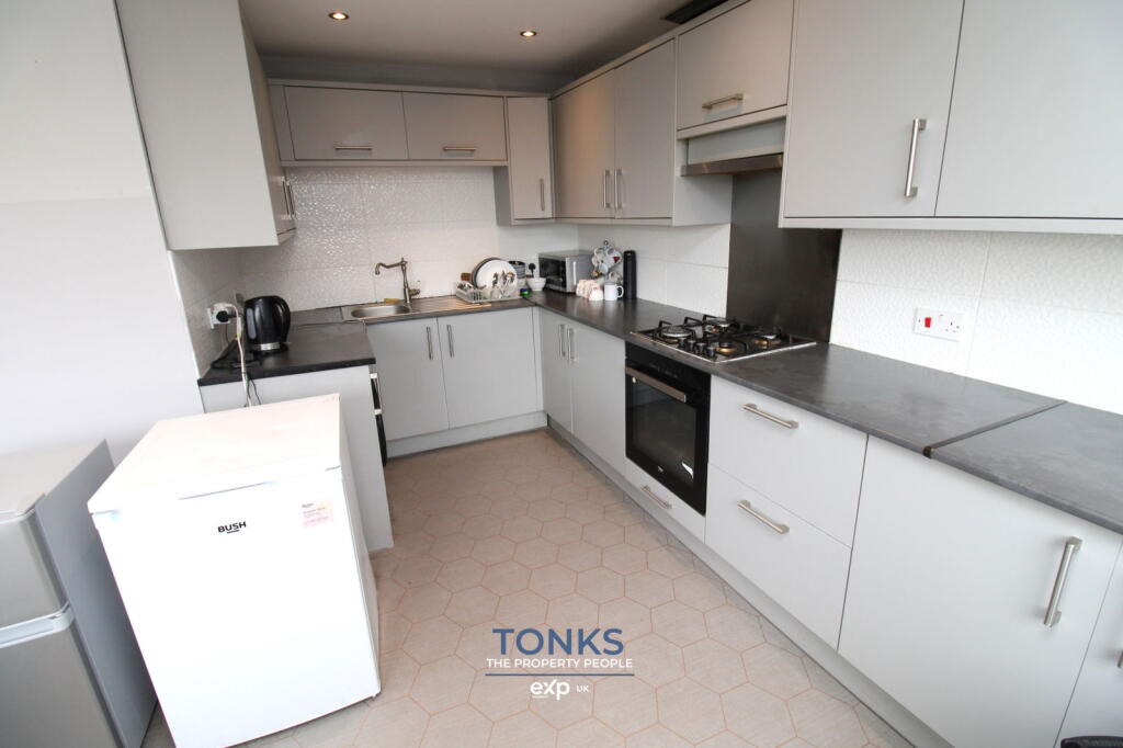 Additional image 2 of Portway Hill,Rowley Regis,B65 9DE