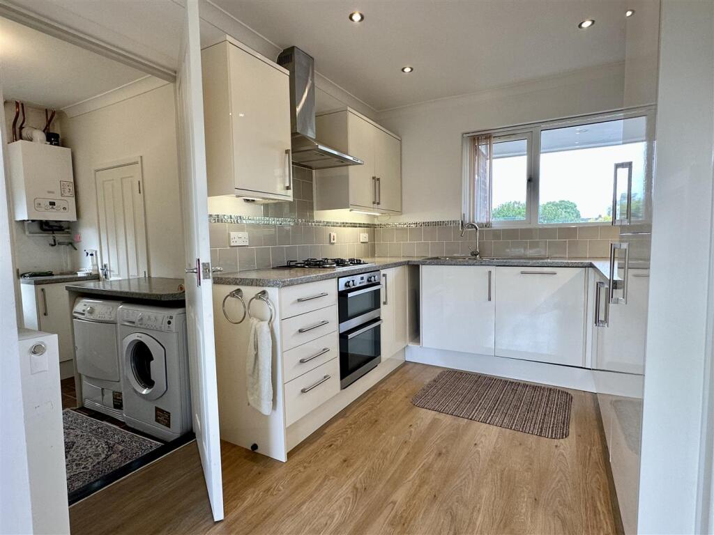 Additional image 14 of Poplar Close, Oversley Green, Alcester