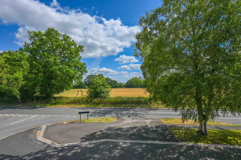 Additional image 30 of 74 Station Road, Wythall