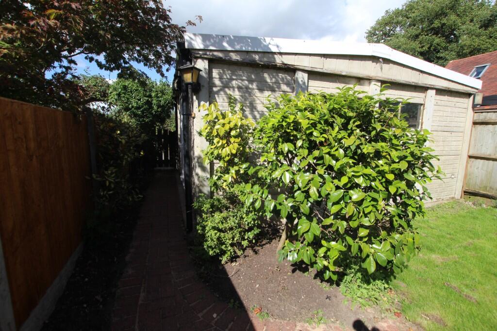 Additional image 4 of Hollyland, Shustoke B46