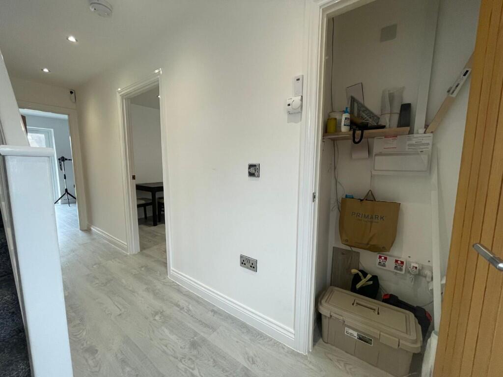 Additional image 36 of The Woodlands, Oldbury, West Midlands, B68